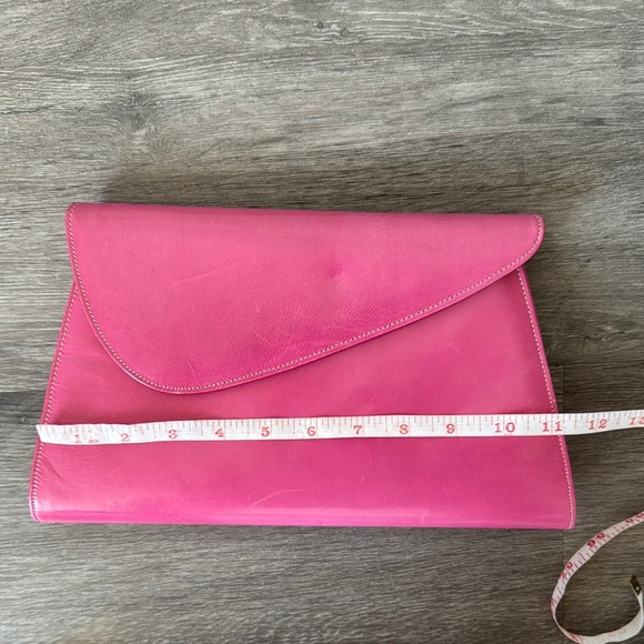 Vintage Mod Pink Goat Leather Clutch - Picture 9 of 16